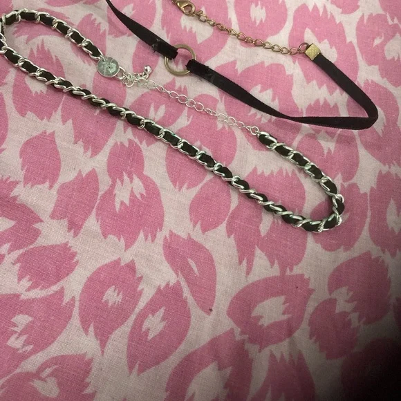 A set of 2 black chokers, EOFY Deal free Crystal with purchase - Picture 2 of 3